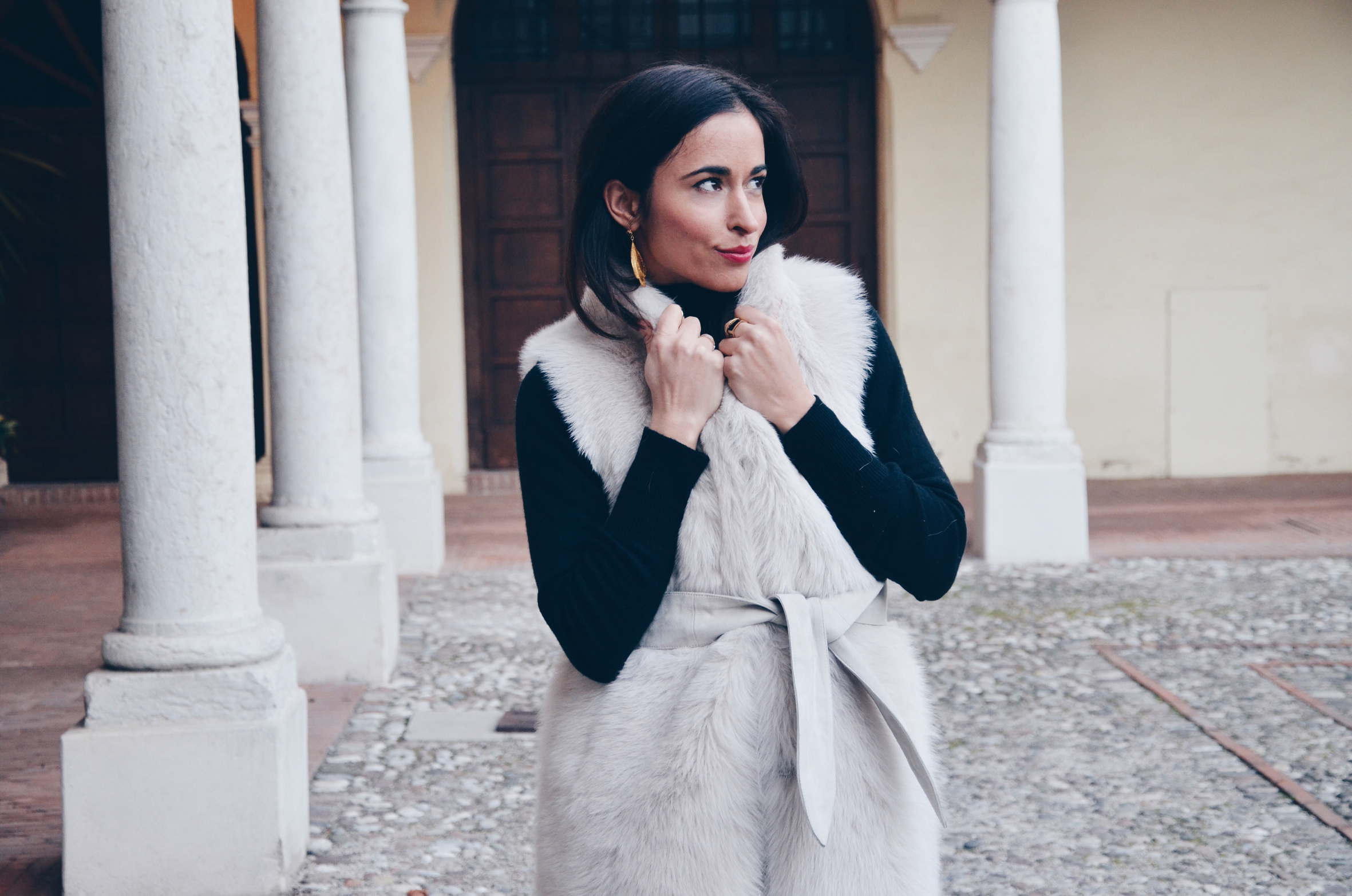 alessia canella pelliccia bianca