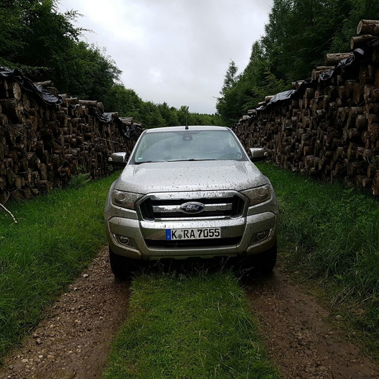 ford_auto_styleshouts