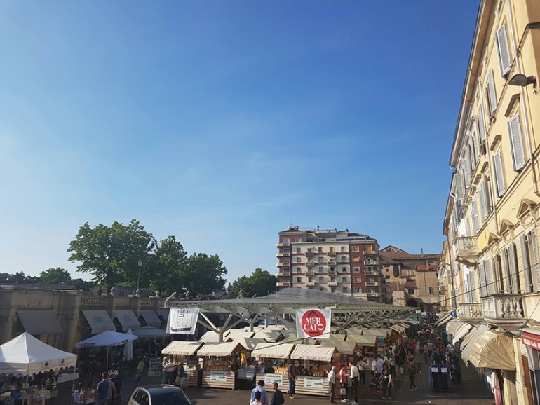 mercato_gola_gola_festival_2016