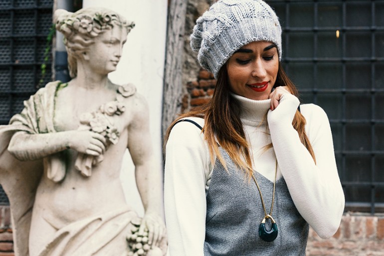 trend-dolcevita-sotto-vestito